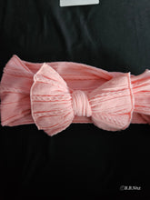Load image into Gallery viewer, Bows for bigger babies