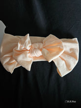 Load image into Gallery viewer, Stretchy baby head bows