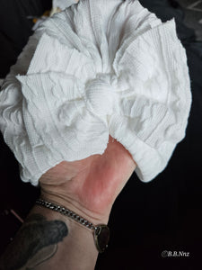 Bow hats