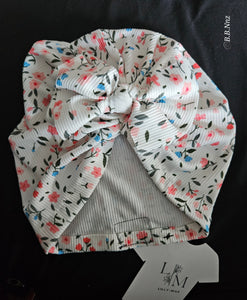Bow hats